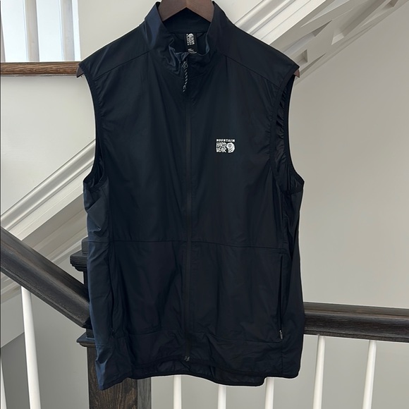 Mountain Hardwear Other - Mountain Hardwear Men's Black Vest